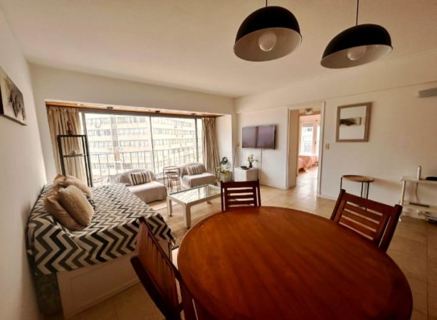 Playa Brava , apartamento de dos dormitorios