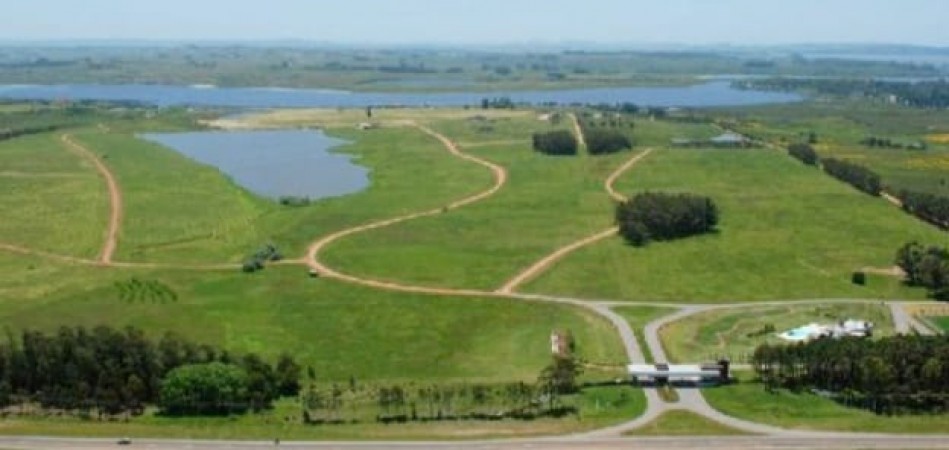 Lote en Laguna de los Cisnes