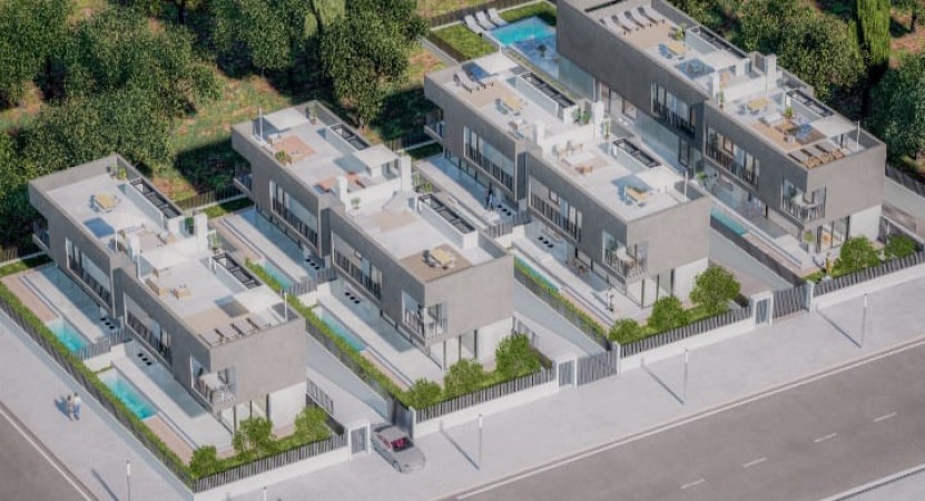 Ibiza. Santa Eulalia del Río. 8 casas con piscina y jardín privado
