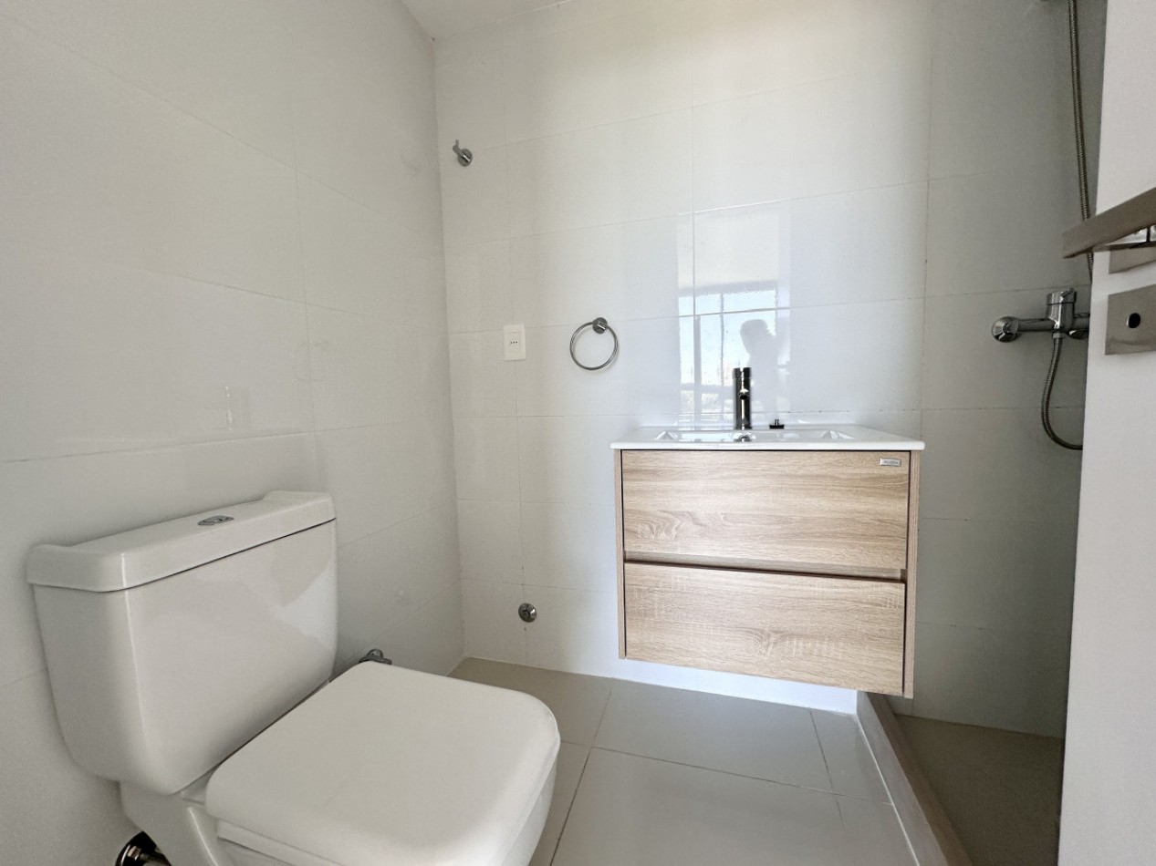 APARTAMENTO DE 3 DORMITORIOS SOBRE AV. ROOSEVELT